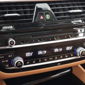 Foto inzerátu BMW Řada 5 530i xDrive