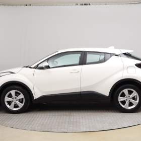 Foto inzerátu Toyota C-HR 1.2 Turbo