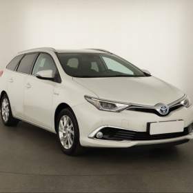 Toyota Auris Hybrid / 19494160