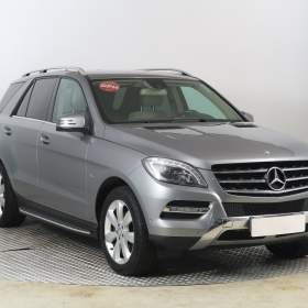 Mercedes- Benz ML ML 350 BlueTEC / 19494231