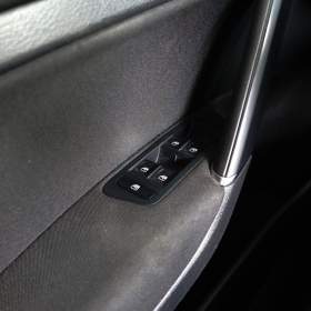 Foto inzerátu Volkswagen Golf 1.4 TSI