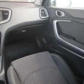 Foto inzerátu Kia Ceed 1.0 T-GDI