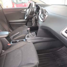 Foto inzerátu Kia Ceed 1.0 T-GDI