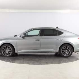 Foto inzerátu Škoda Superb 2.0 TDI