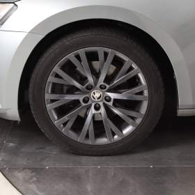 Foto inzerátu Škoda Superb 2.0 TDI