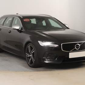 Volvo V90 D4 AWD / 19495099
