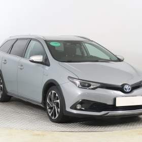 Toyota Auris Hybrid / 19495183