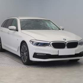 BMW Řada 5 530i / 19495251