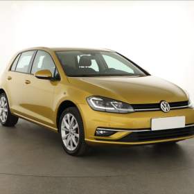 Volkswagen Golf 1.0 TSI / 19495354