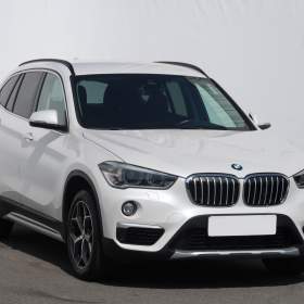 BMW X1 xDrive20i / 19495639