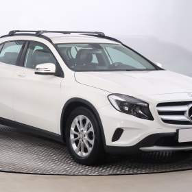 Mercedes- Benz GLA GLA 220 CDI / 19495689