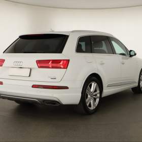 Foto inzerátu Audi Q7 50 TDI