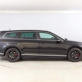 Foto inzerátu Volkswagen Passat 1.6 TDI