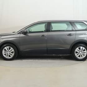 Foto inzerátu Peugeot 5008 1.5 BlueHDi