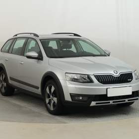 Škoda Octavia Scout 2.0 TDI / 19496163