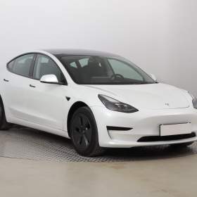 Tesla Model 3 Std Range Plus LFP / 19496297