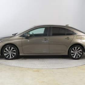 Foto inzerátu Toyota Corolla 1.5 VVT-i