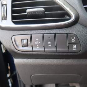 Foto inzerátu Hyundai i30 Fastback 1.0 T-GDI