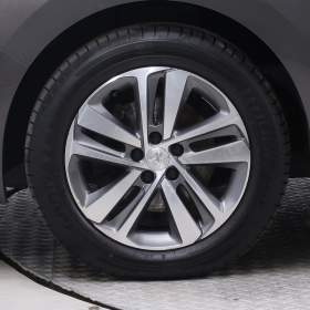 Foto inzerátu Peugeot Traveller 2.0 BlueHDi