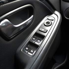 Foto inzerátu Kia Carens 1.6 GDI