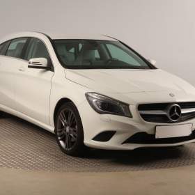Mercedes- Benz CLA 200 / 19503188