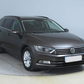 Volkswagen Passat 1.6 TDI / 19503280
