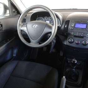 Hyundai i30 1.4 CVVT / 19503365