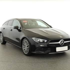 Mercedes- Benz CLA 200 / 19503426