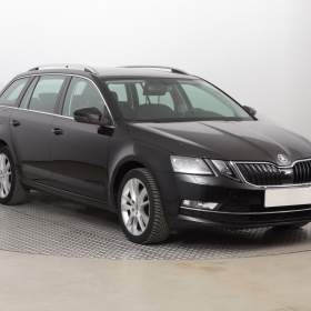 Škoda Octavia 1.5 TSI / 19504313