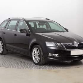Škoda Octavia 1.5 TSI / 19504313