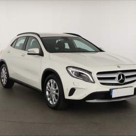 Mercedes- Benz GLA GLA 220d 4MATIC / 19504344