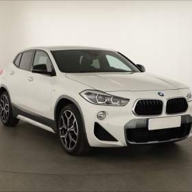 BMW X2 xDrive20i / 19504405