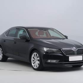 Škoda Superb 2.0 TDI / 19504422