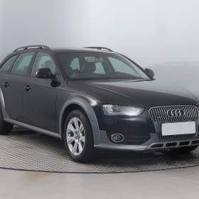 Audi A4 Allroad 2.0 TDI / 19506919