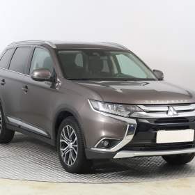 Mitsubishi Outlander 2.2 DI- D / 19507715