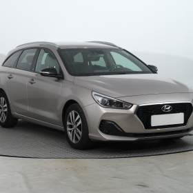 Hyundai i30 1.4 T- GDI / 19510225