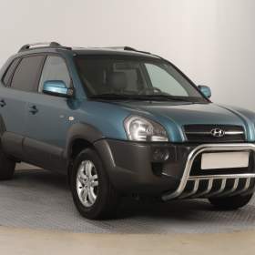 Hyundai Tucson 2.0 i / 19510307