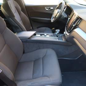 Foto inzerátu Volvo XC60 T5 AWD