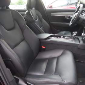 Foto inzerátu Volvo V90 D4
