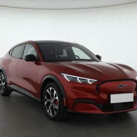 Fotka k inzerátu Ford Mustang Mach- E Standard Range AWD / 19587476