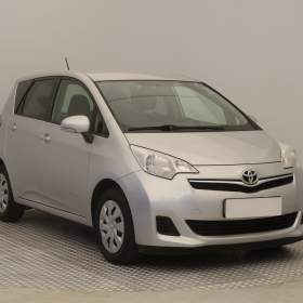 Toyota Verso- S 1.33 VVT- i / 19514036