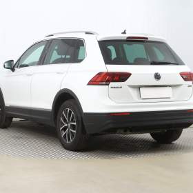 Foto inzerátu Volkswagen Tiguan 2.0 TSI