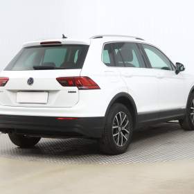 Foto inzerátu Volkswagen Tiguan 2.0 TSI