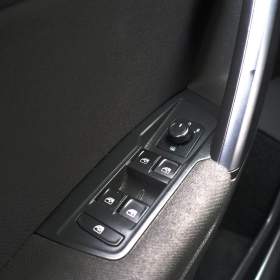 Foto inzerátu Volkswagen Tiguan 2.0 TSI