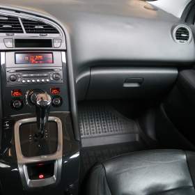 Foto inzerátu Peugeot 5008 1.6 HDi