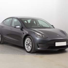 Tesla Model 3 Long Range 4WD 79kWh / 19516346