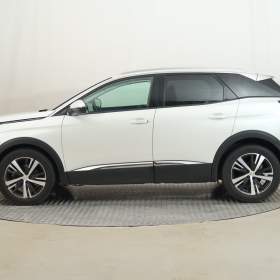 Foto inzerátu Peugeot 3008 1.2 PureTech