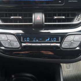 Foto inzerátu Toyota C-HR 1.2 Turbo