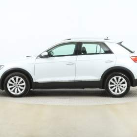 Foto inzerátu Volkswagen T-Roc 2.0 TDI 4Motion