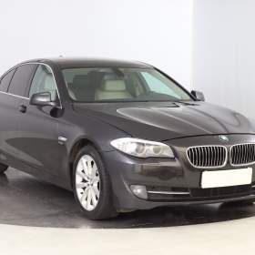 BMW Řada 5 530d xDrive / 19517250